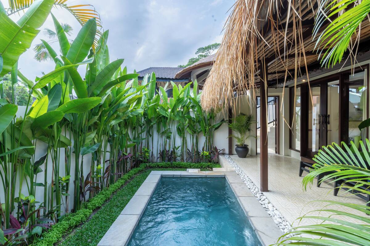 Sanctuary Pool Double Room | 高級寢具、客房內保險箱、免費無線上網、床單