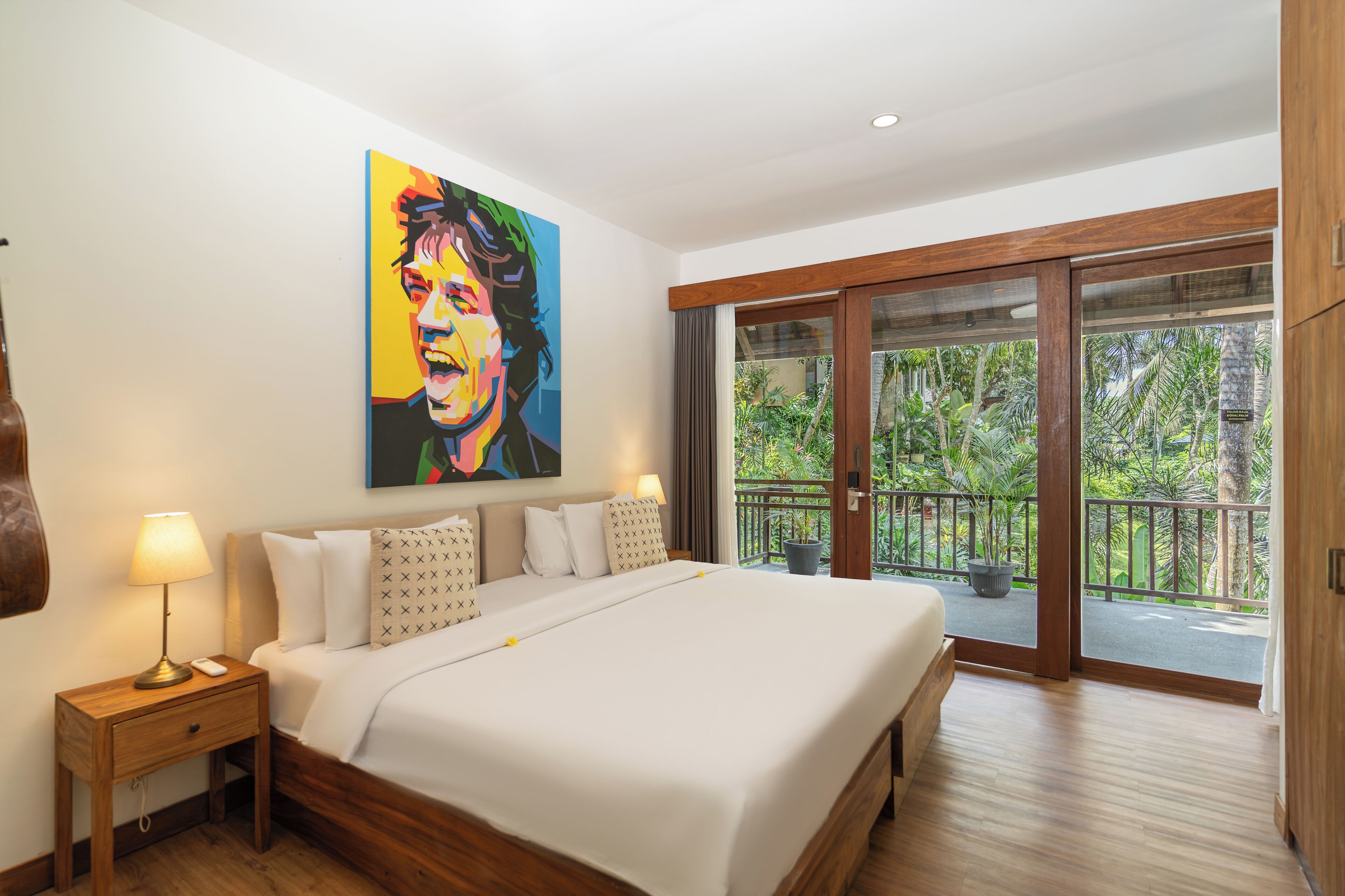 Oasis Garden Room | Premium bedding, in-room safe, free WiFi, bed sheets