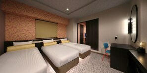 Basic Triple Room | Down comforters, desk, blackout drapes, iron/ironing board - Nipponbashi LUXE Hotel (Osaka)
