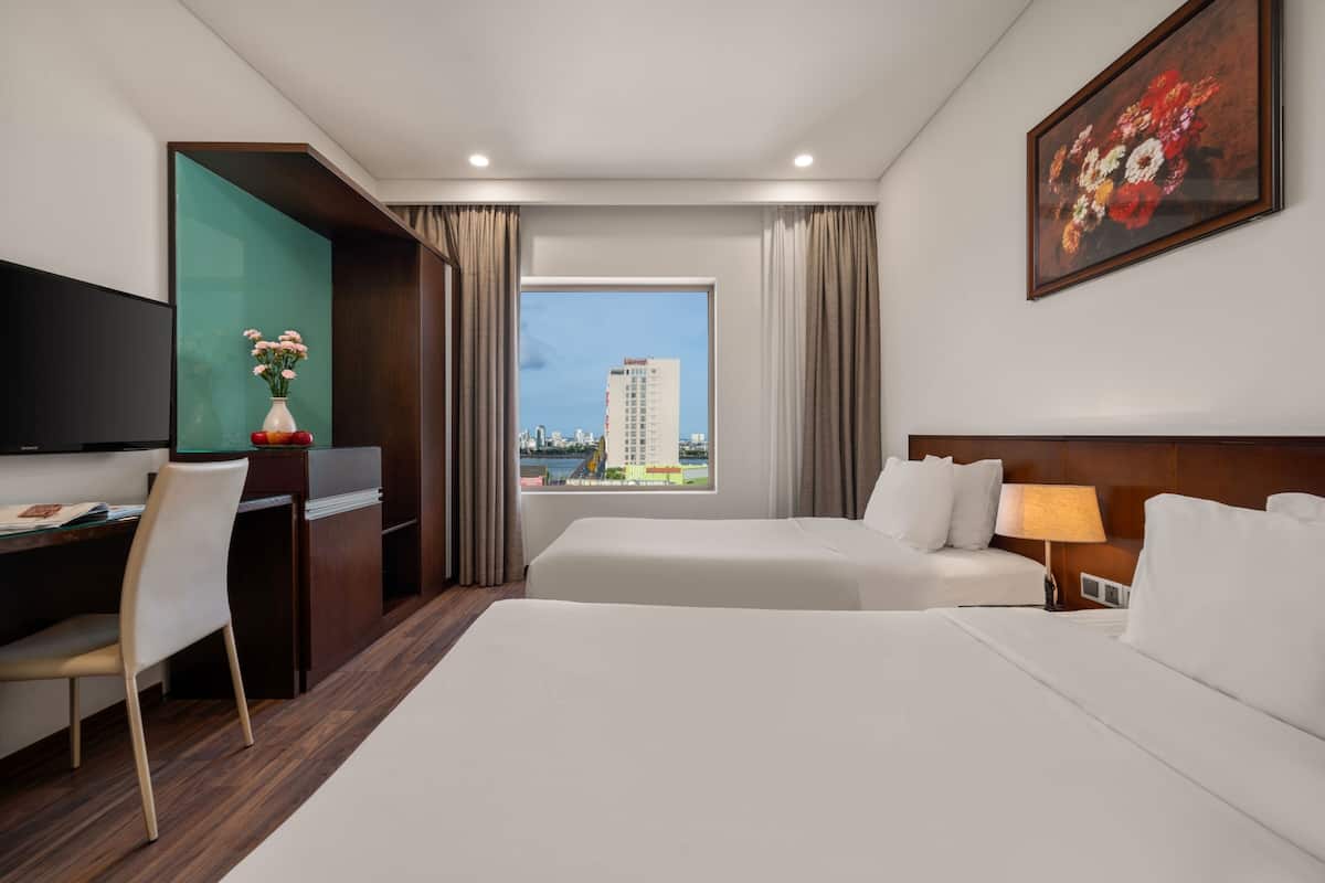 Deluxe Twin Room, River View | View from room