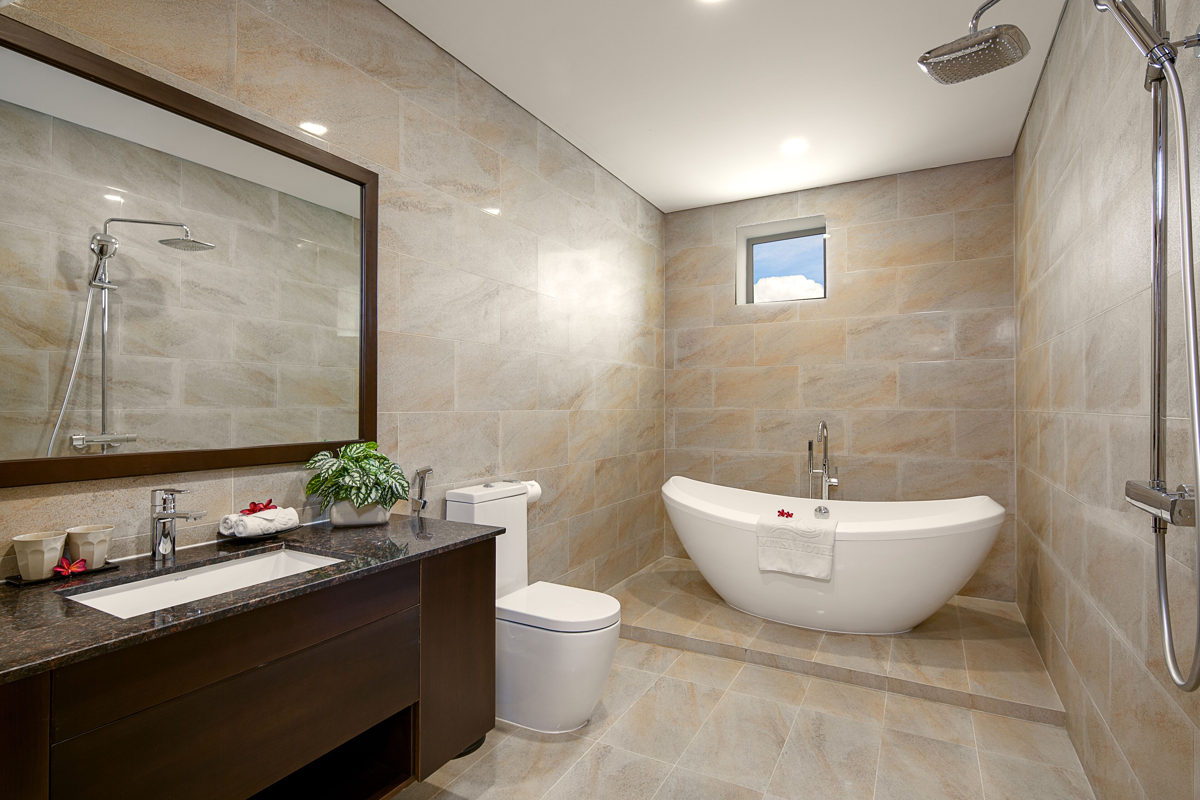 rainfall showerhead, free toiletries, hair dryer, slippers