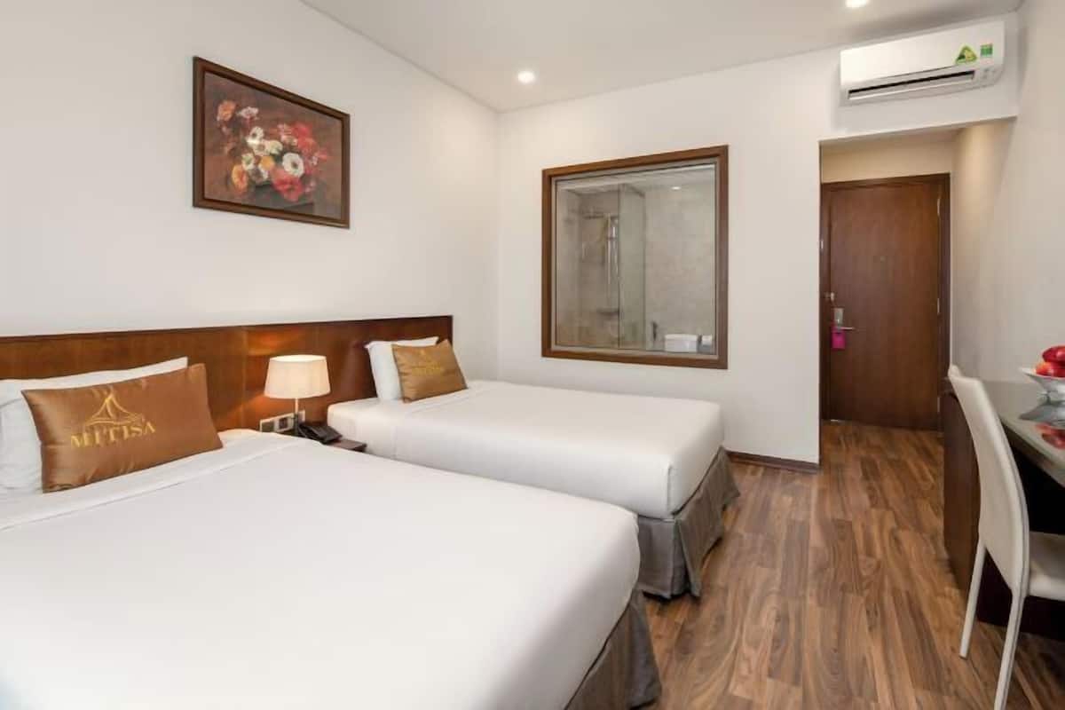 Premium bedding, memory foam beds, minibar, in-room safe