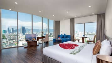 Suite Grand, 1 habitación, vista al río, torre | 1 habitación, ropa de cama de alta calidad y camas con efecto memoria