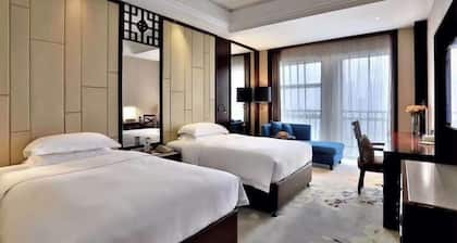HengNa International Hotel