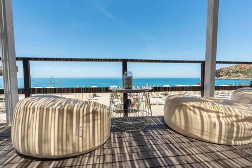 Beach bar