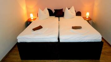 Standard Double or Twin Room | Desk, free WiFi, bed sheets