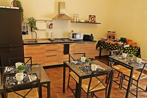 Petit déjeuner continental compris tous les jours