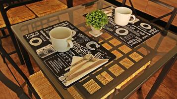 Free daily continental breakfast