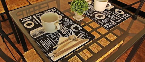 Free daily continental breakfast