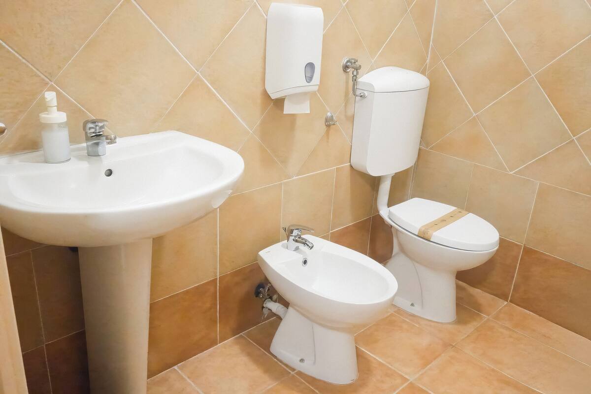 Doppia Comfort | Bagno | Doccia, asciugacapelli, bidet, asciugamani