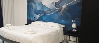  La Boheme SMART Hotel