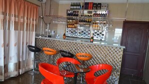 Quán bar thể thao
