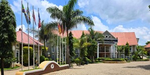 2 outdoor pools - Masailand Safari & Lodge (Arusha)