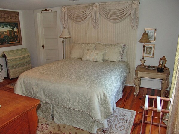 Suite, Private Bathroom (Tolley Suite)