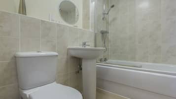 Apartment, 1 Bedroom, Kitchen | Bathroom | Shower, free toiletries, hair dryer, slippers