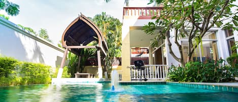 Alberca al aire libre