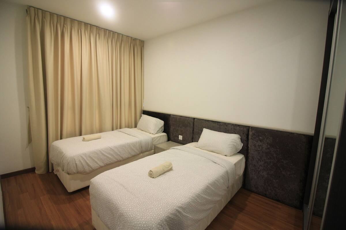 Comfort Apartment, 2 Bedrooms | 2 bedrooms, individually decorated, individually furnished