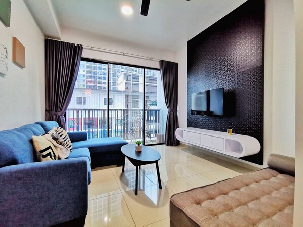 Apartemen Mewah | Ruang keluarga | Smart TV
