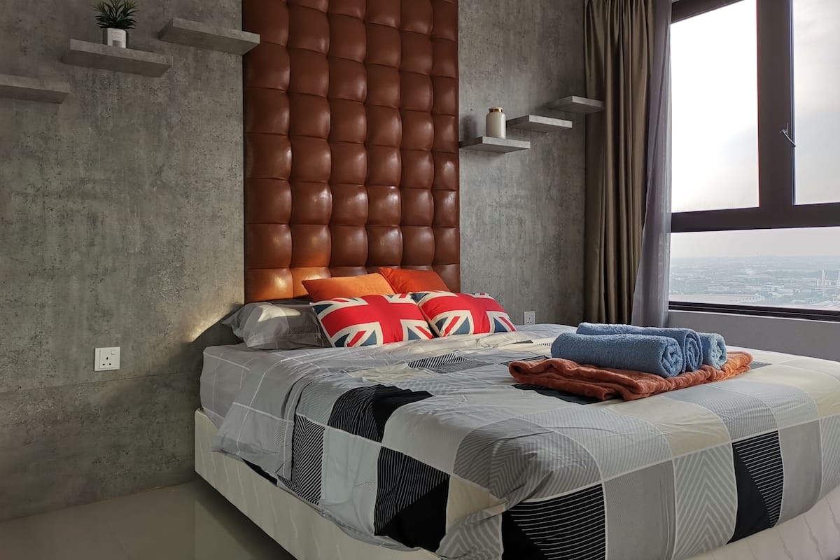 Design Suite, 1 Bedroom | 2 bedrooms, individually decorated, individually furnished