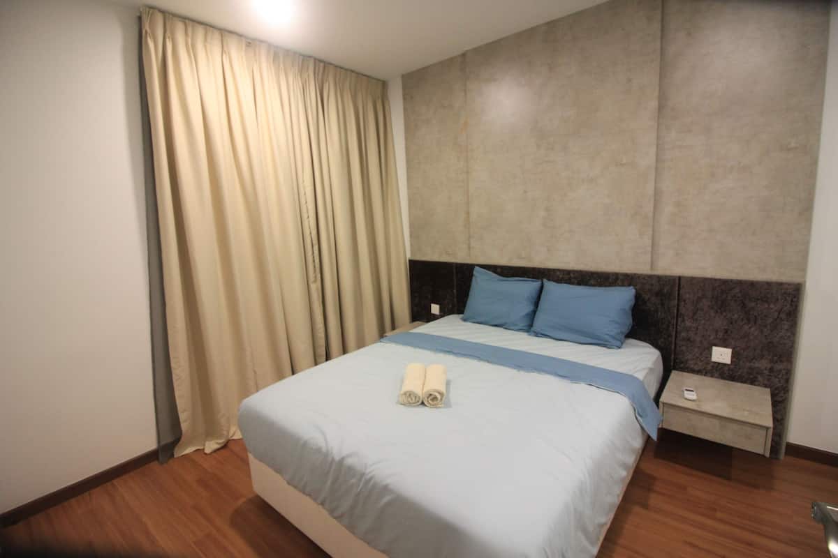 Classic Apartment, 1 Bedroom | 2 bedrooms, individually decorated, individually furnished