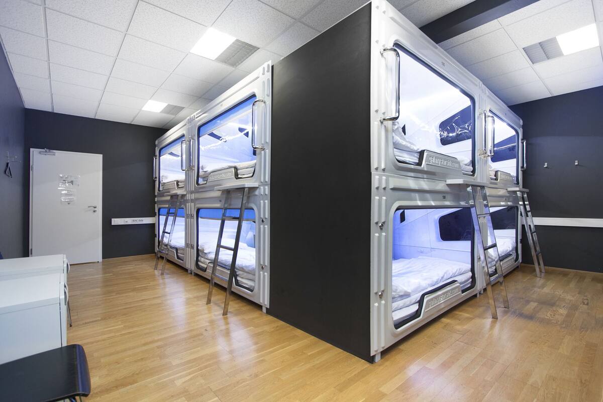 Dormitorio compartido Confort, dormitorio mixto, vistas a la montaña | Caja fuerte, wifi gratis, ropa de cama