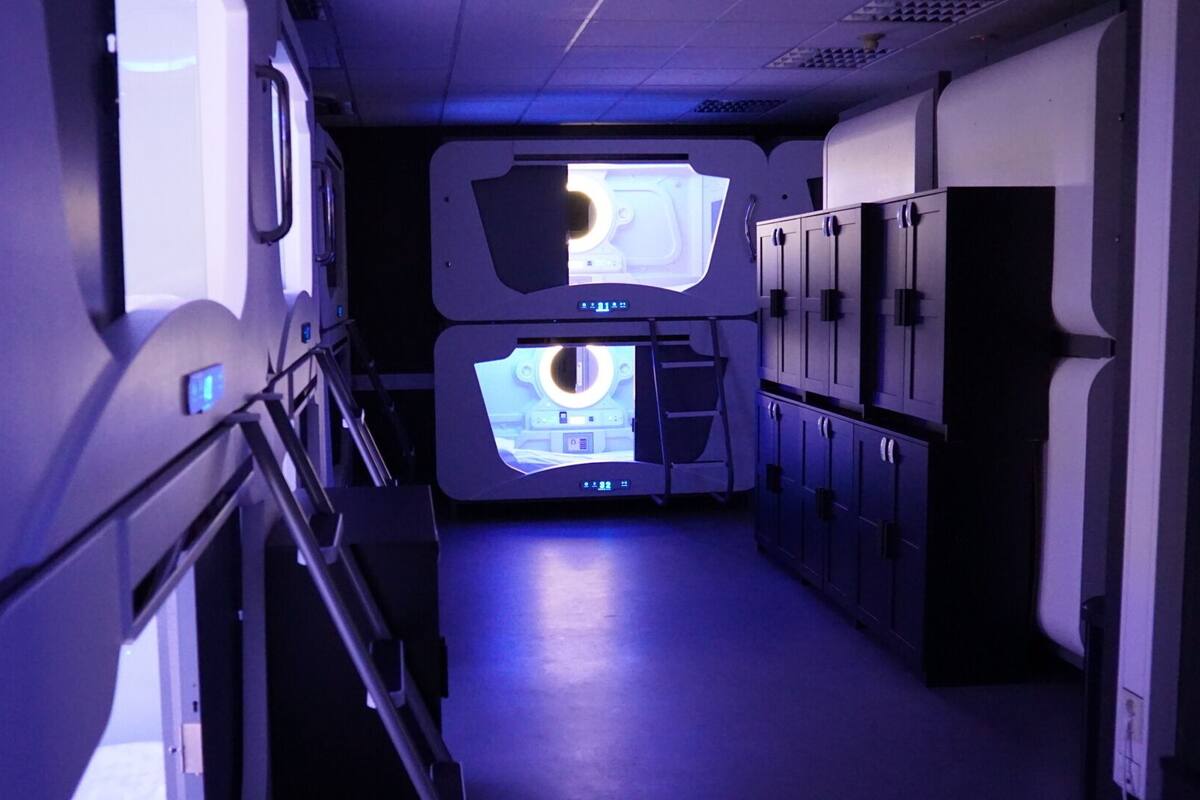 Dormitorio compartido Confort, dormitorio mixto, baño compartido | Caja fuerte, wifi gratis, ropa de cama