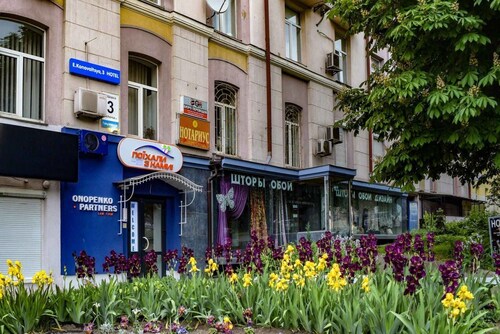 7 Sky on Y. Konovaltsia street