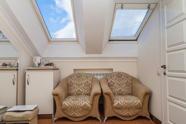 Superior Apartment | Living area