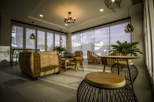 Sala de estar en el lobby