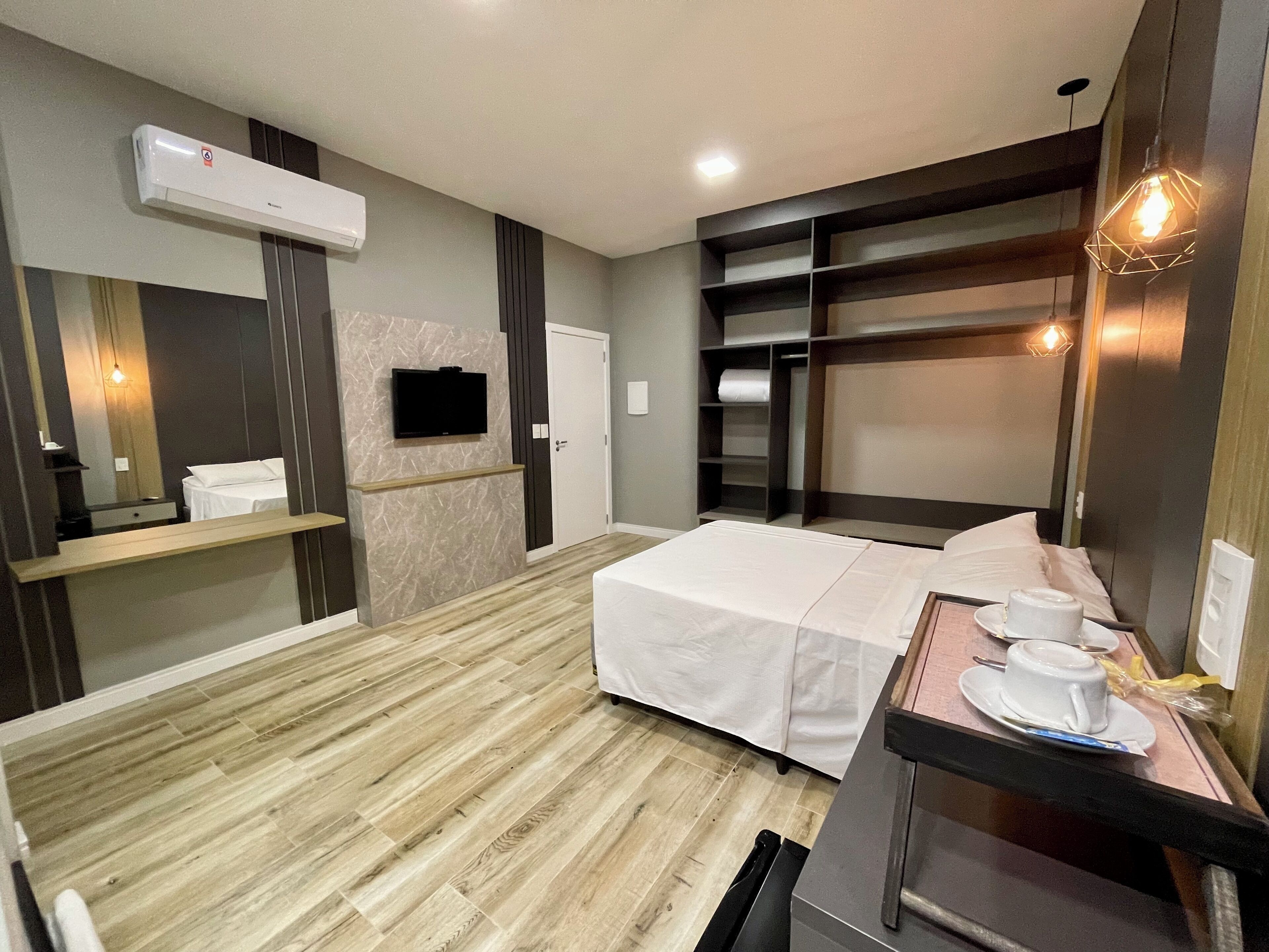 Foto - Eleganz Hostel & Suítes