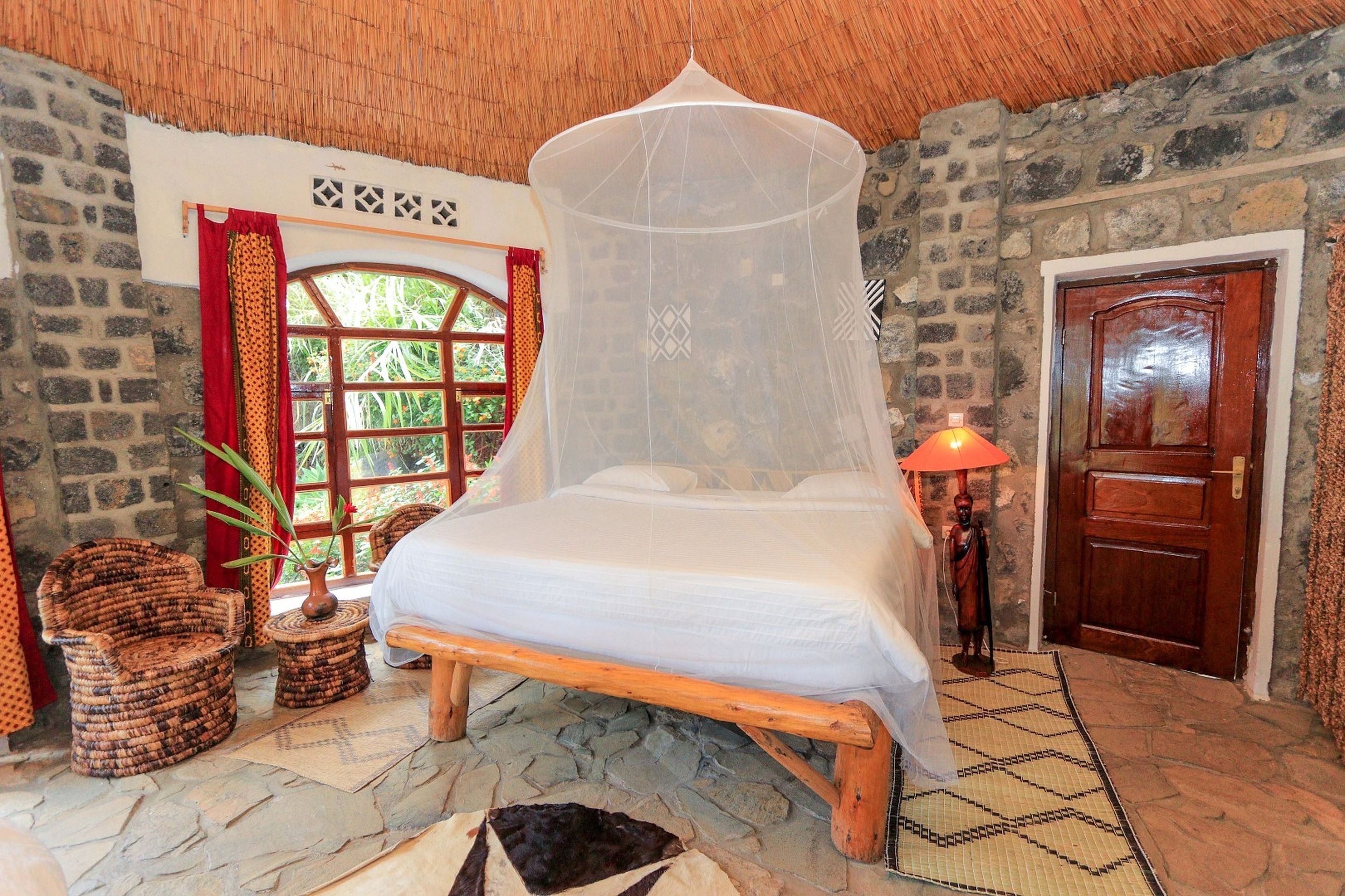 Traditional Bungalow, 1 Bedroom, Lake View | In-room safe, free WiFi