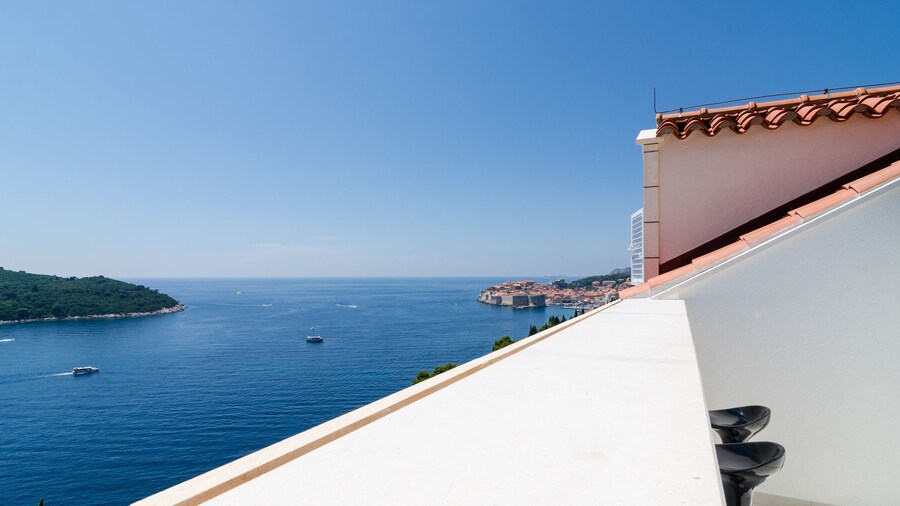 Apartments Villa Ari