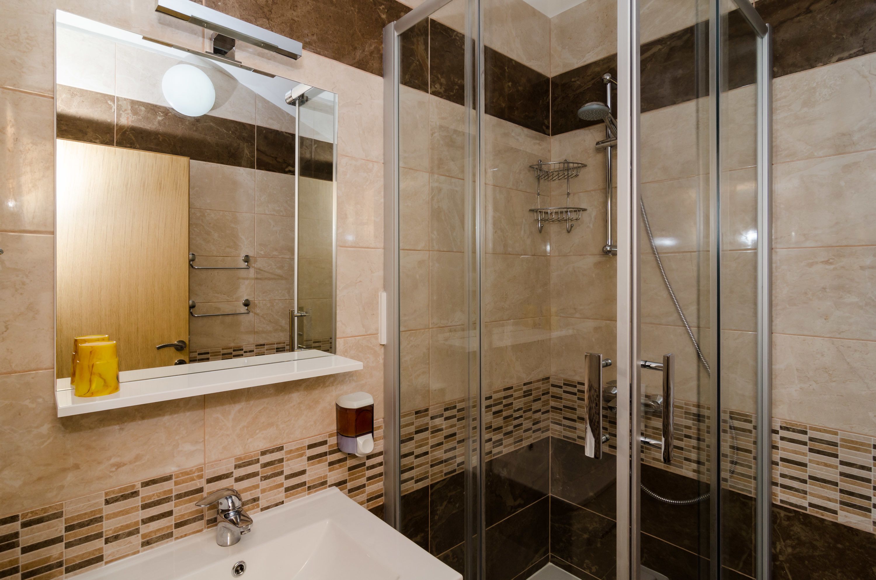 Apartment, 3 Schlafzimmer, Balkon, Meerblick | Badezimmer | Haartrockner, Handtücher, Toilettenpapier