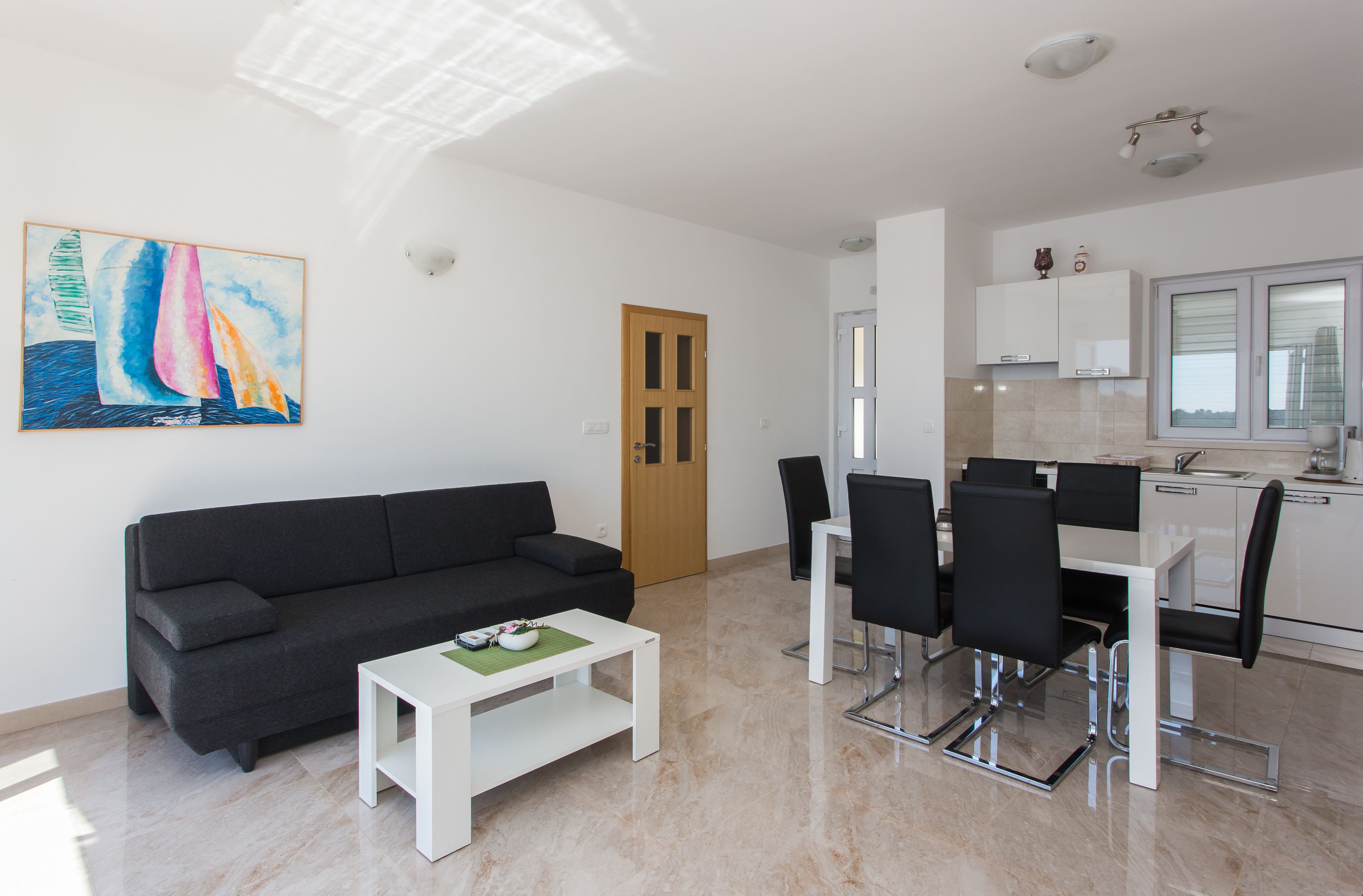 Superior-Apartment, 3 Schlafzimmer, Balkon, Meerblick | Wohnbereich