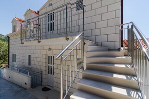 Property entrance - Apartments Villa Ari (Dubrovnik)