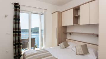 Fer et planche à repasser, lits bébé (gratuits), Wi-Fi gratuit