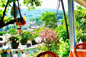 Breakfast, lunch and dinner served - Sirincem Pension (Selçuk)