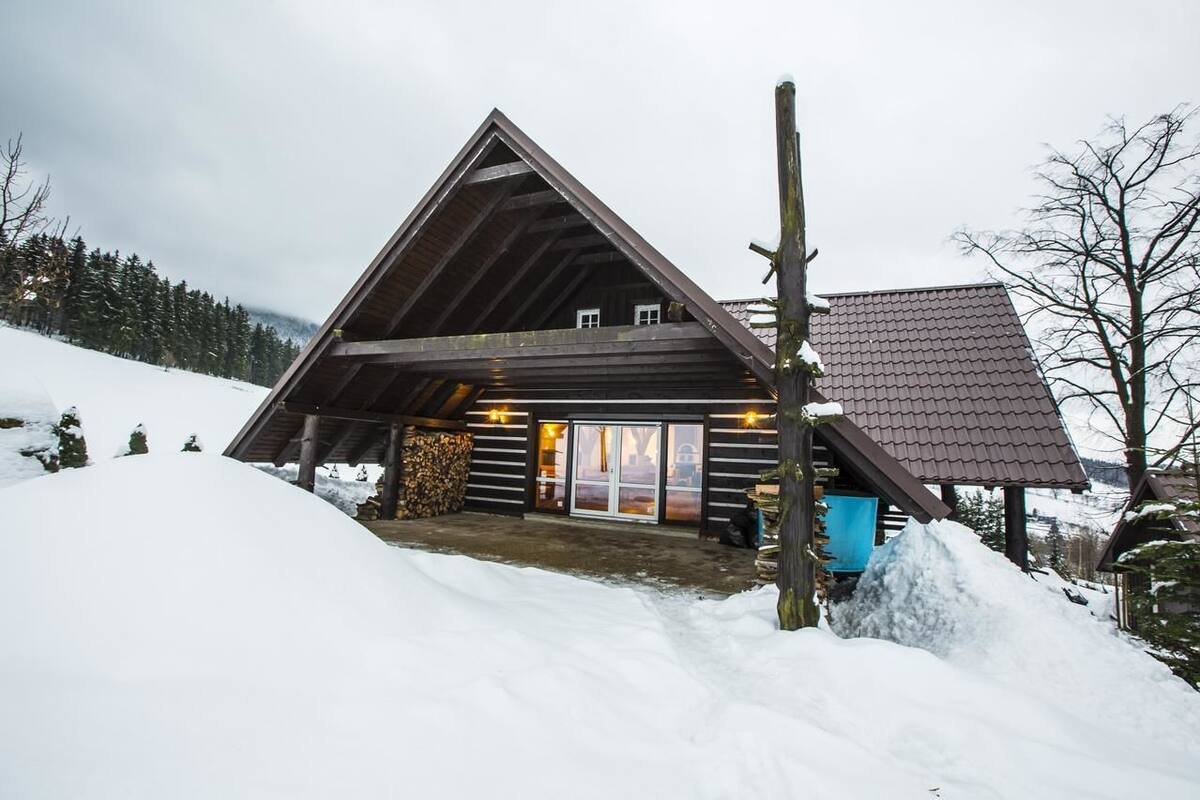 Chalet, 4 Bedrooms, Mountain View, Slope side (Depandance+electricity) | โต๊ะทำงาน, เปล/เตียงเด็กอ่อน (ฟรี), เตียงเสริม/เปล, ผ้าปูที่นอน