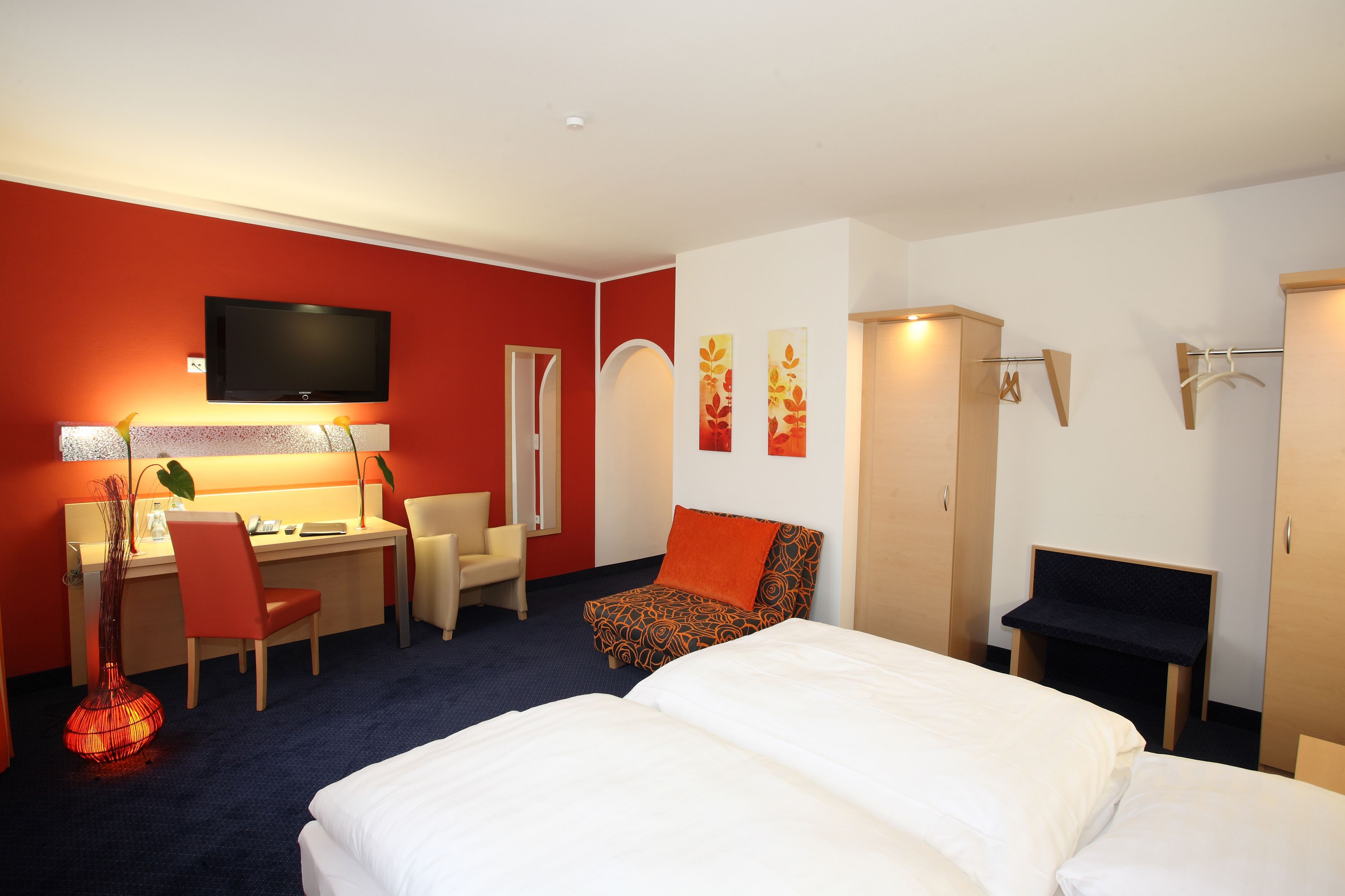double room | in-room safe, desk, iron/ironing board, free wifi