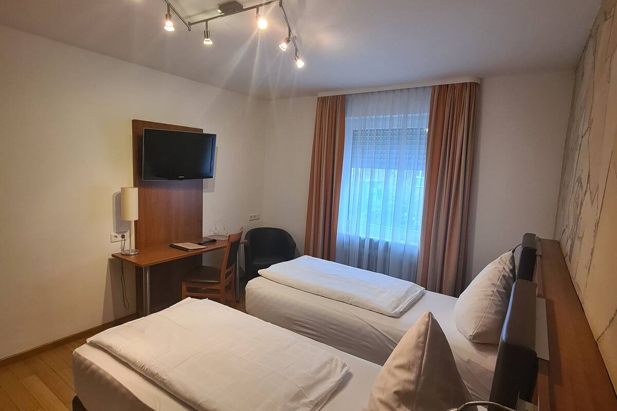 double room | in-room safe, desk, iron/ironing board, free wifi