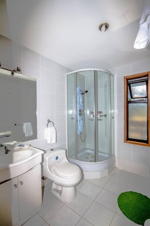 Bathroom - Termas de San Luis (Pucón)