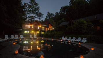 Indoor pool, outdoor pool