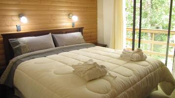 Standard Double Room, 1 King Bed, Private Bathroom | Minibar