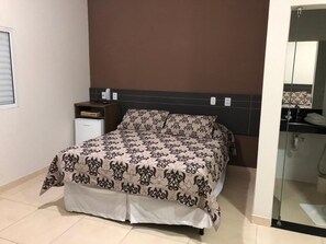 1 Schlafzimmer, Minibar, Schreibtisch, kostenloses WLAN