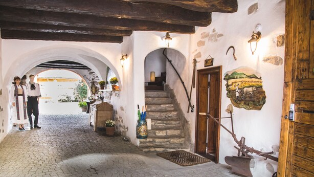 Courtyard - Taschler Haus Boutique (Sighisoara)