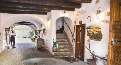 Taschler Haus Boutique