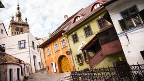 Front of property - Taschler Haus Boutique (Sighisoara)