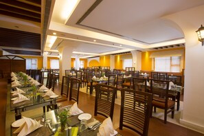 Morgenmadsbuffet hver dag (275 INR pr. person)