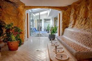 Tratamientos corporales, aromaterapia, 1 sala de tratamiento, masajes