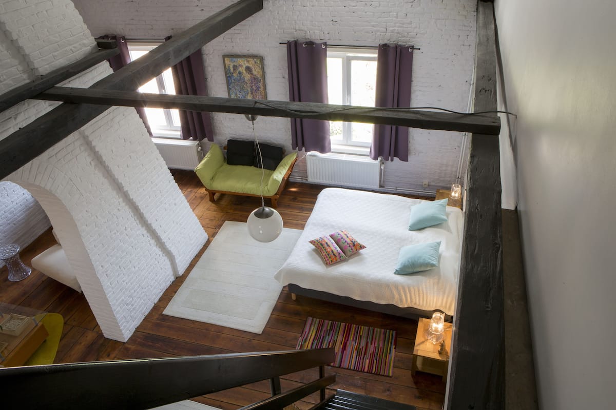3 bedrooms, individually decorated, travel cot, free WiFi